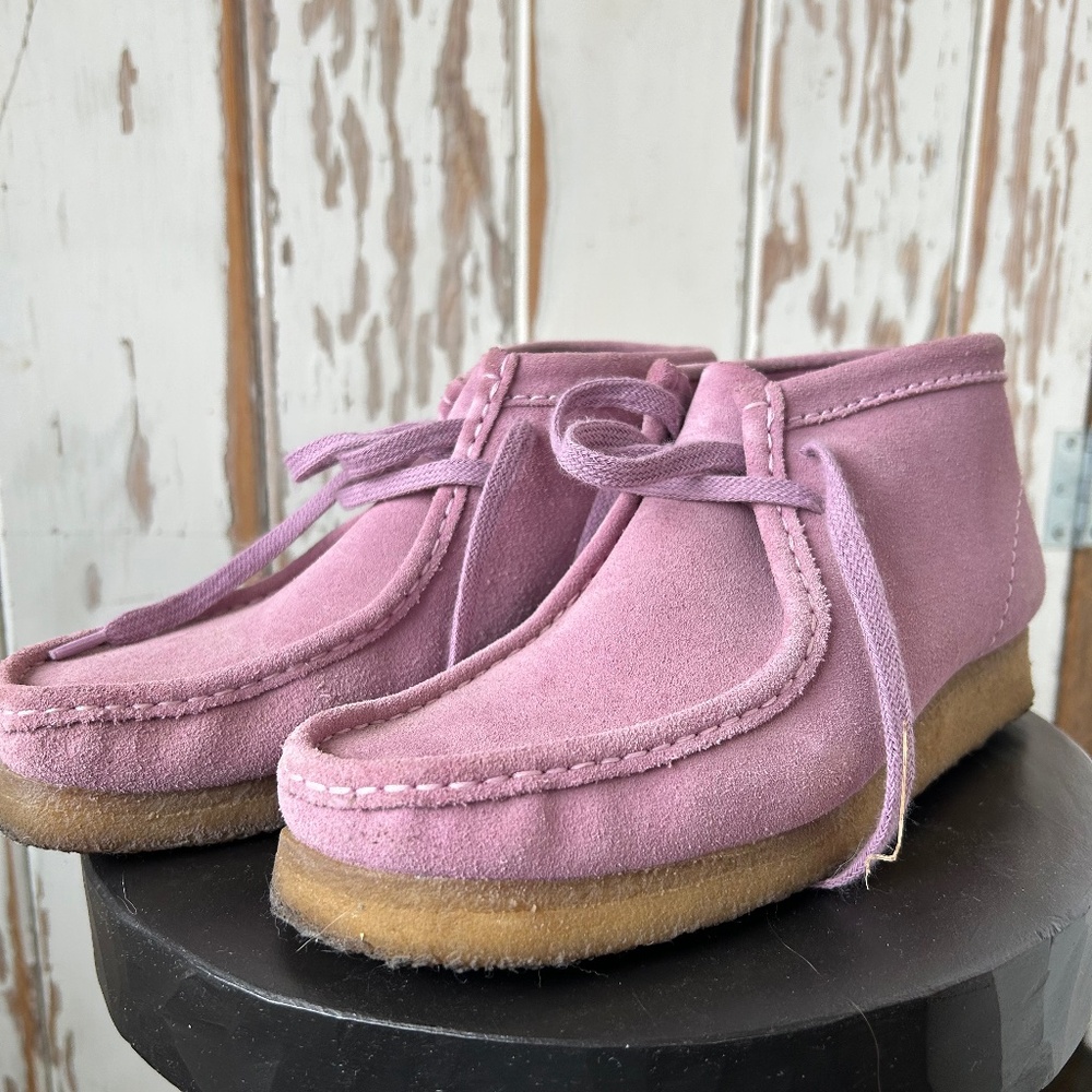Clarks wallabee boots, lavender suede, lightly used. Womens size 7.5